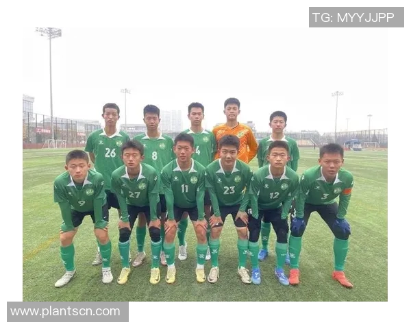 广州飞盘队在世界攀岩锦标赛中以65分领先其他队伍展现强劲实力 广州飞盘队在世界攀岩锦标赛中以65分领先其他队伍展现强劲实力